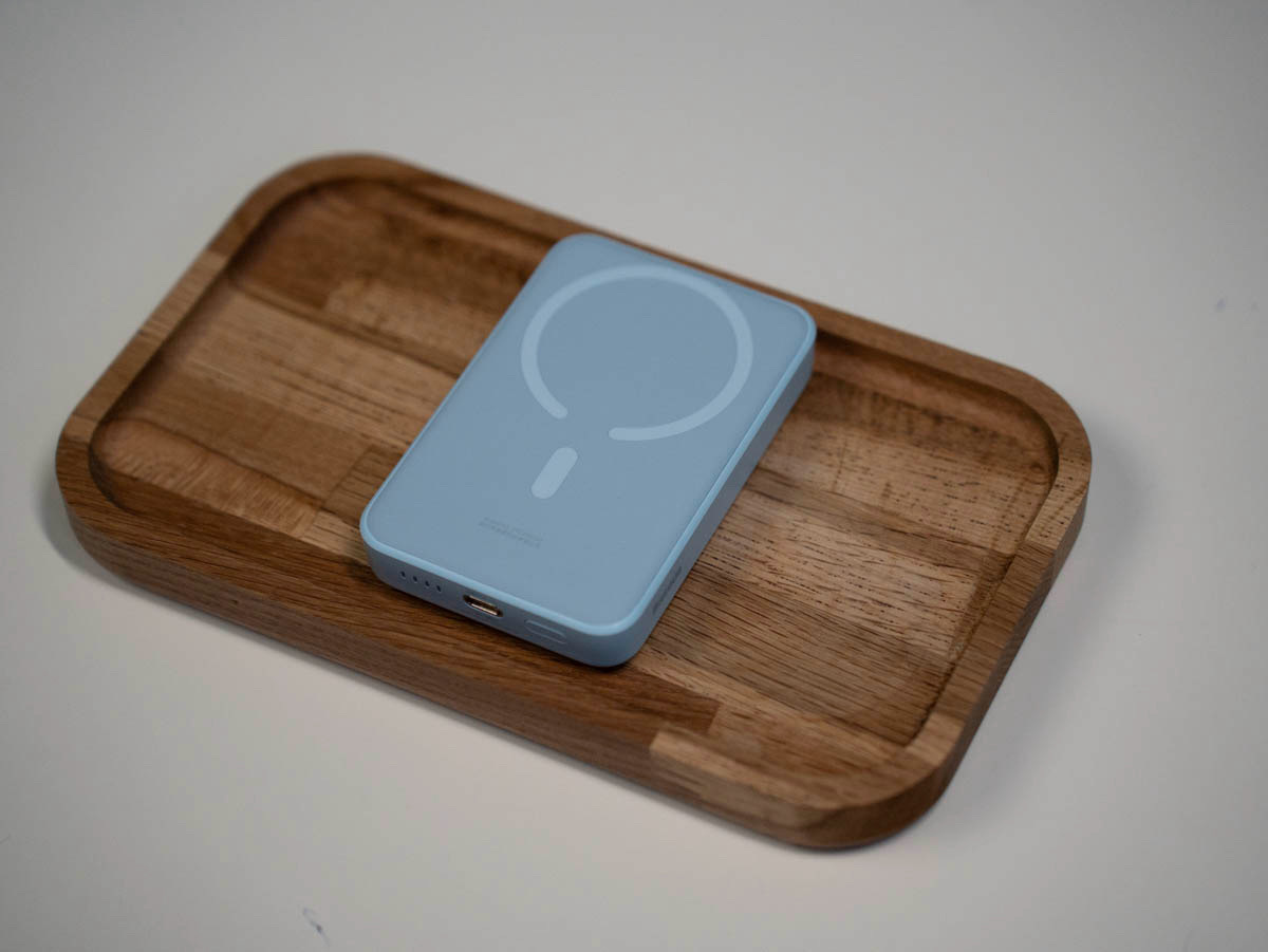 Повербанк Baseus MagSafe 1000